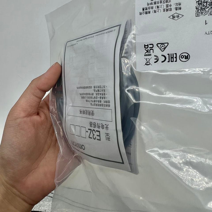 Omron CncjapanSensor Switch E3Z-D61  Original