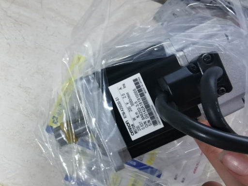 Omron CncjapanServo Motor R7M-A20030-S1  Original
